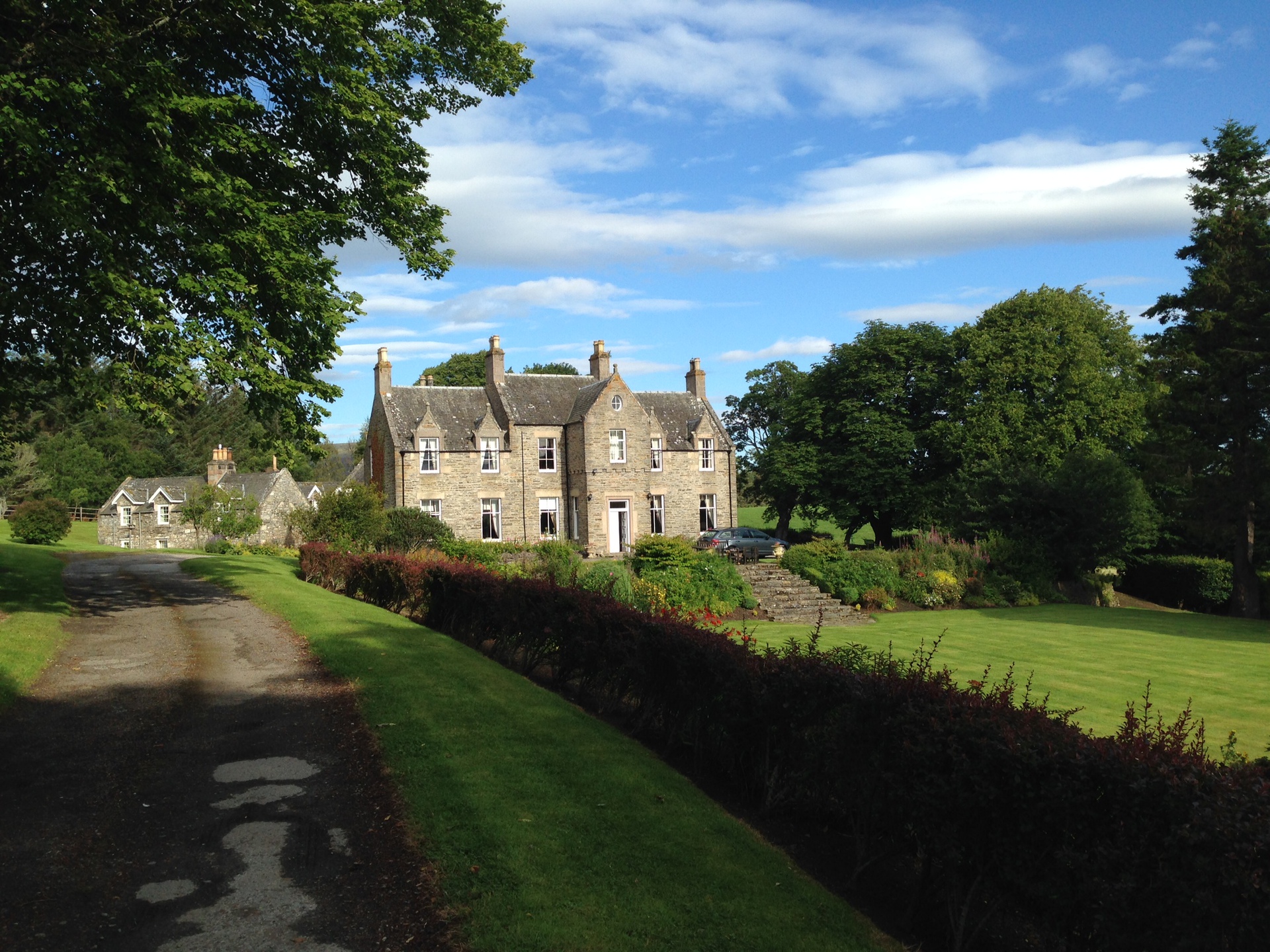 Glenlivet House and Cottage Spirit of Speyside