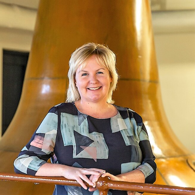 Angela McOwan