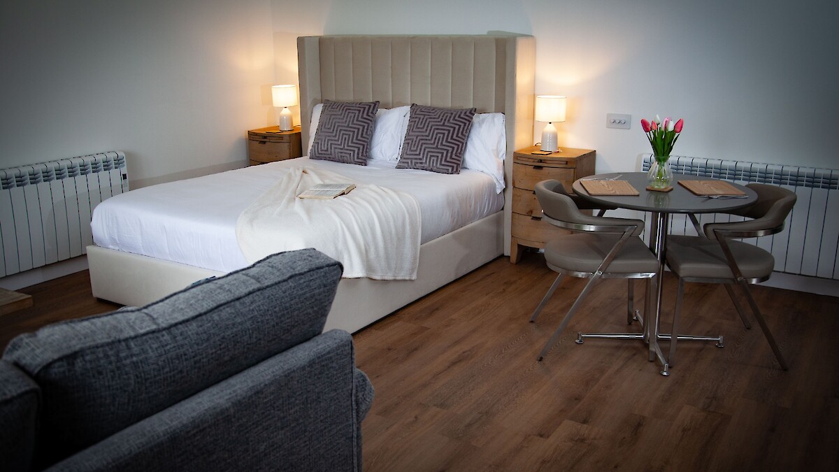 Kingsize Bed